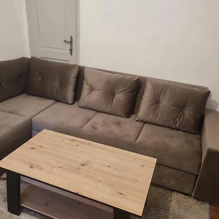 Cicovic Appartement *